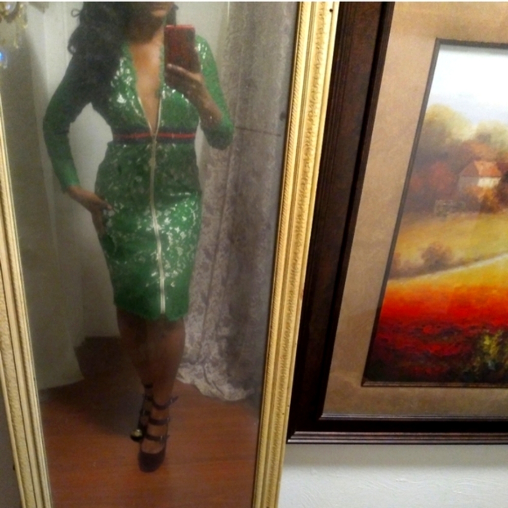 ❤️🇧🇬 CELEB INSPIRED DRESS - Picture 2 of 7
